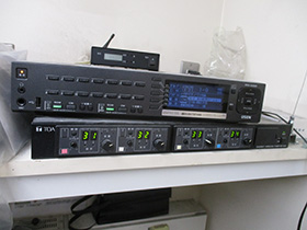 インカム用チューナー 交換前